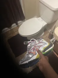 Balenciaga Runner Multicolor 677403W3RB68123 review 1