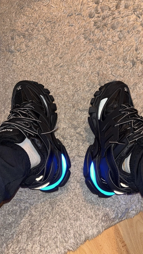 Pkgod Balenciaga Track Tess S.Black(With Light) 555032 W1GB7 1000  review 