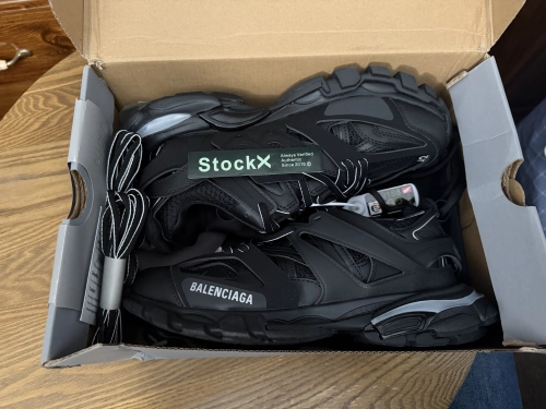 Pkgod Balenciaga Track Tess S.Black(With Light) 555032 W1GB7 1000  review 