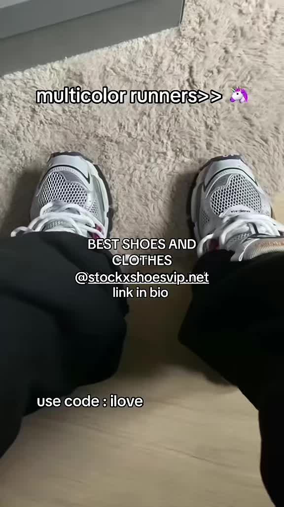 Balenciaga Runner Multicolor 677403W3RB68123 review must 02