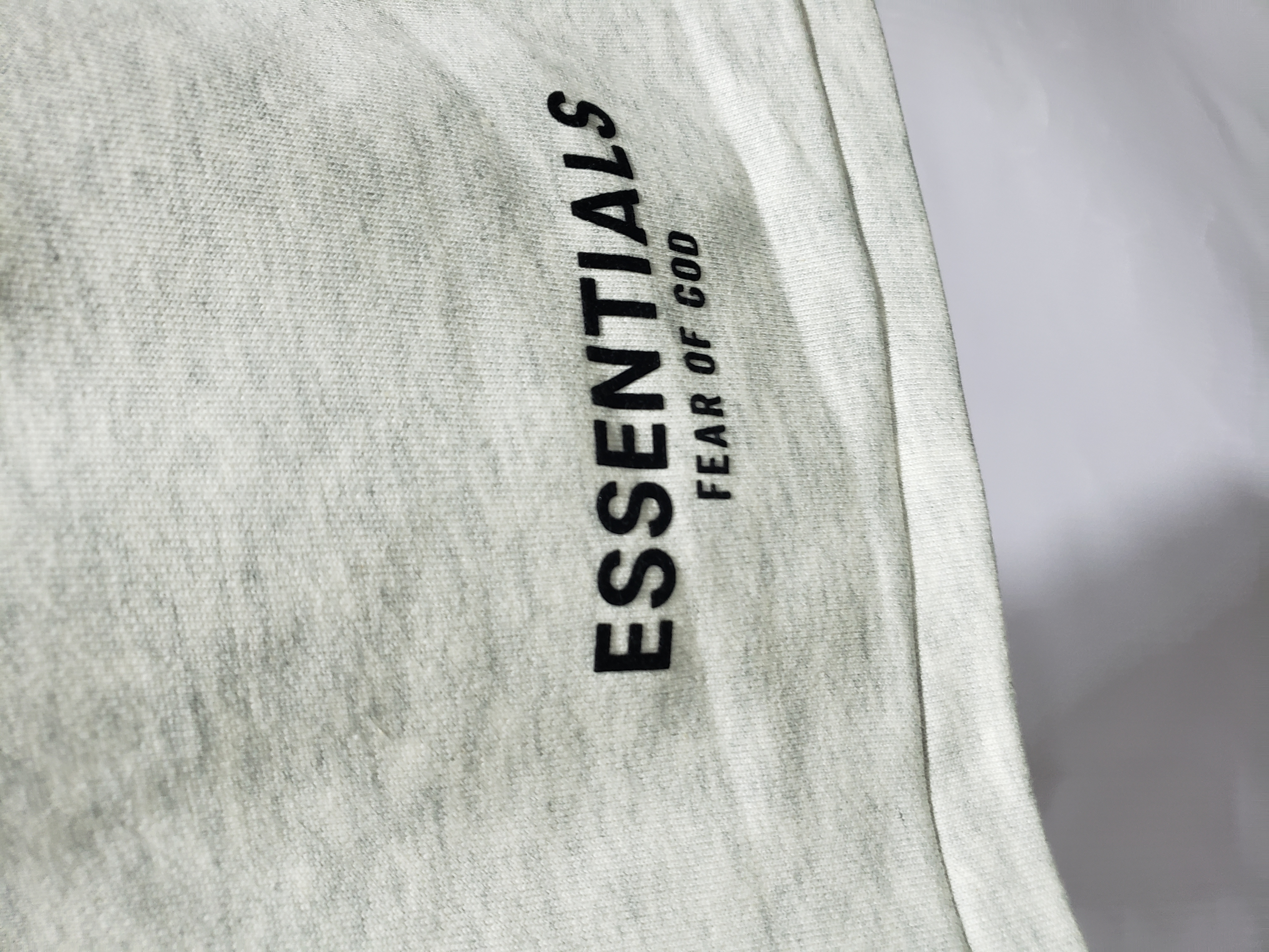  Fear of God Essentials Sweat Shorts review erdoskii 02