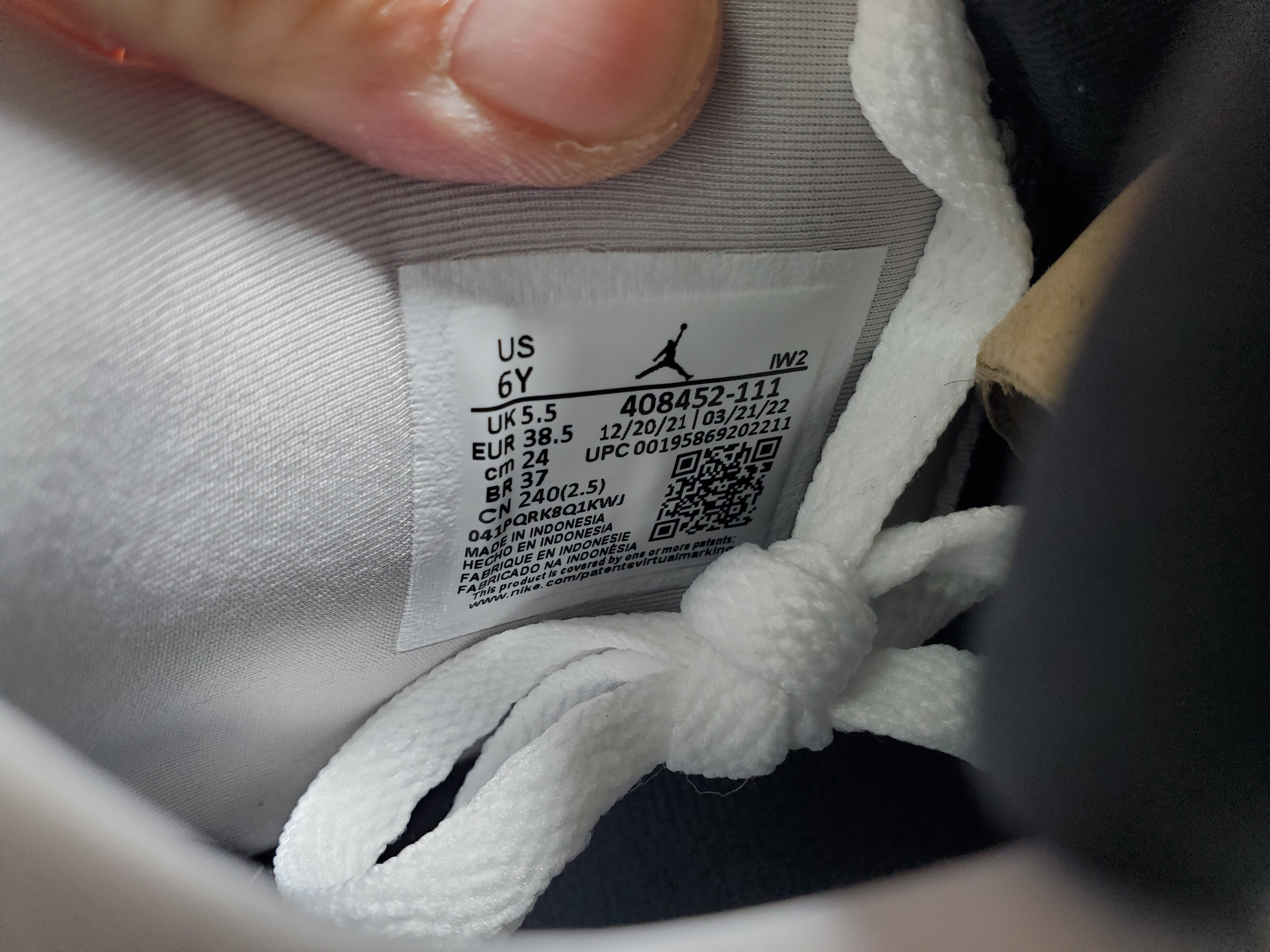Pkgod Air Jordan 4 Retro Military Black DH6927-111 review Jason Miller 04