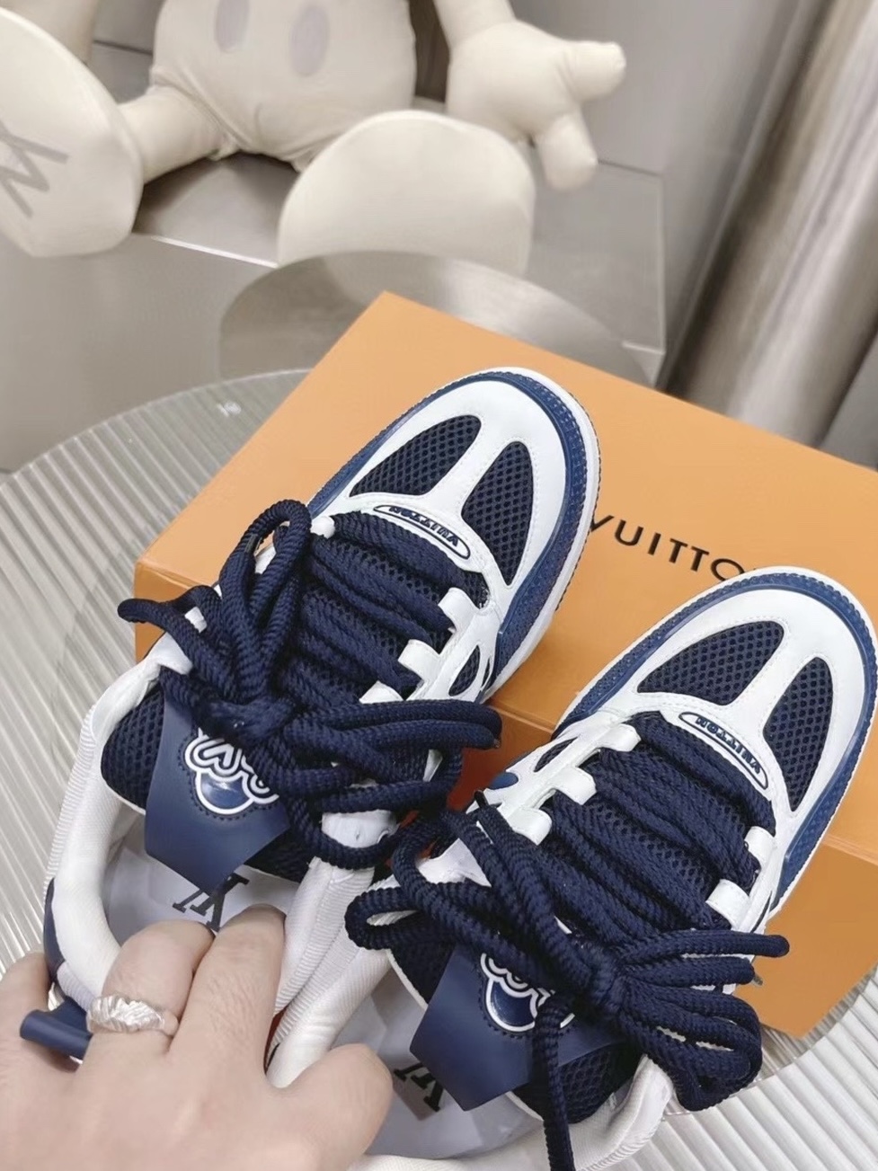 Louis Vuitton Leather lace up Fashionable Board Shoes Blue 51BCOLRB review 4