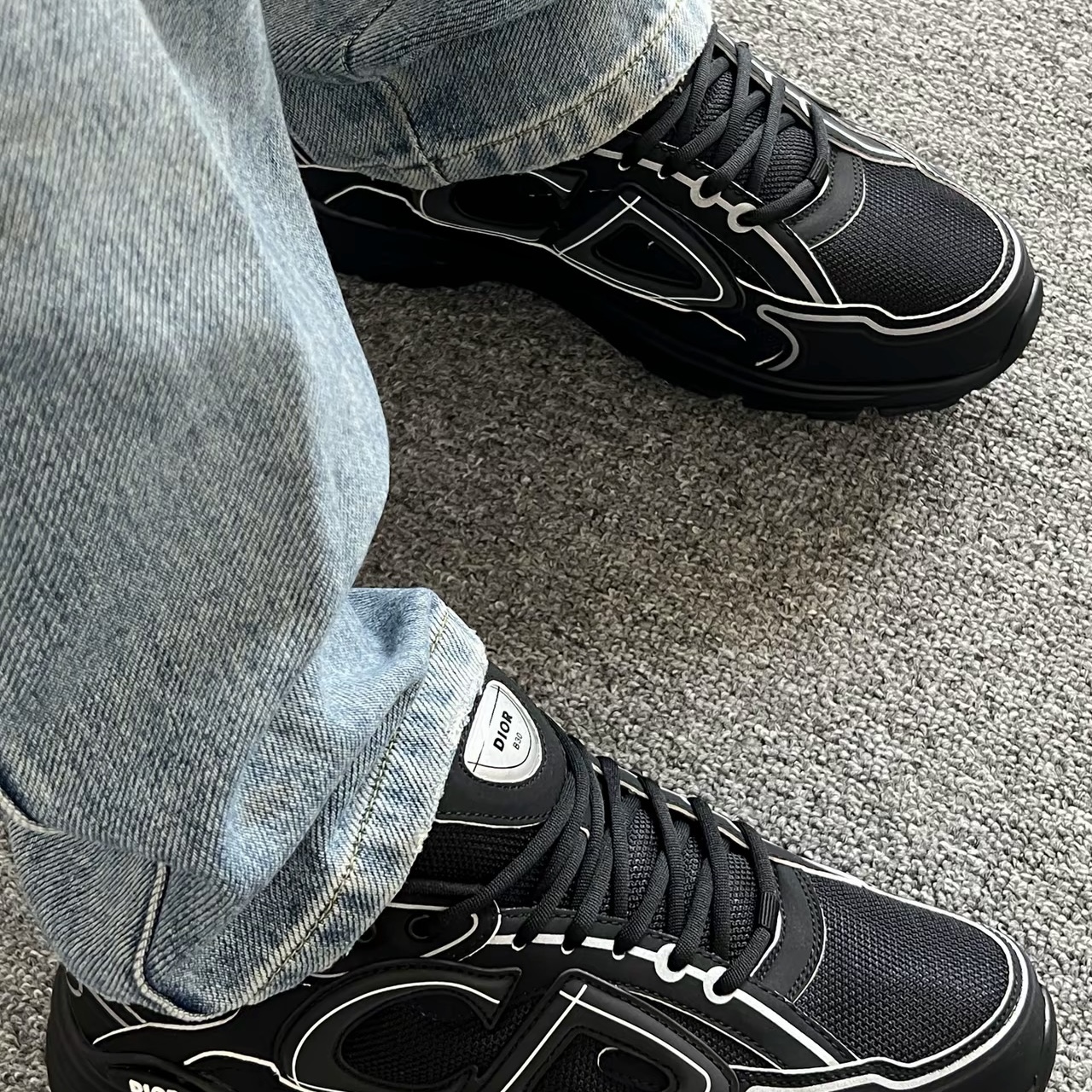 Dior B30 Triple Black 3SN279ZRF_H900（Reflection） review 3