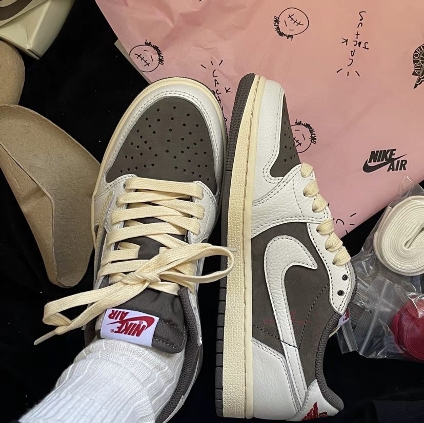 Pkgod Air Jordan 1 Retro Low OG SP Travis Scott Reverse Mocha DM7866-162 review Marcus