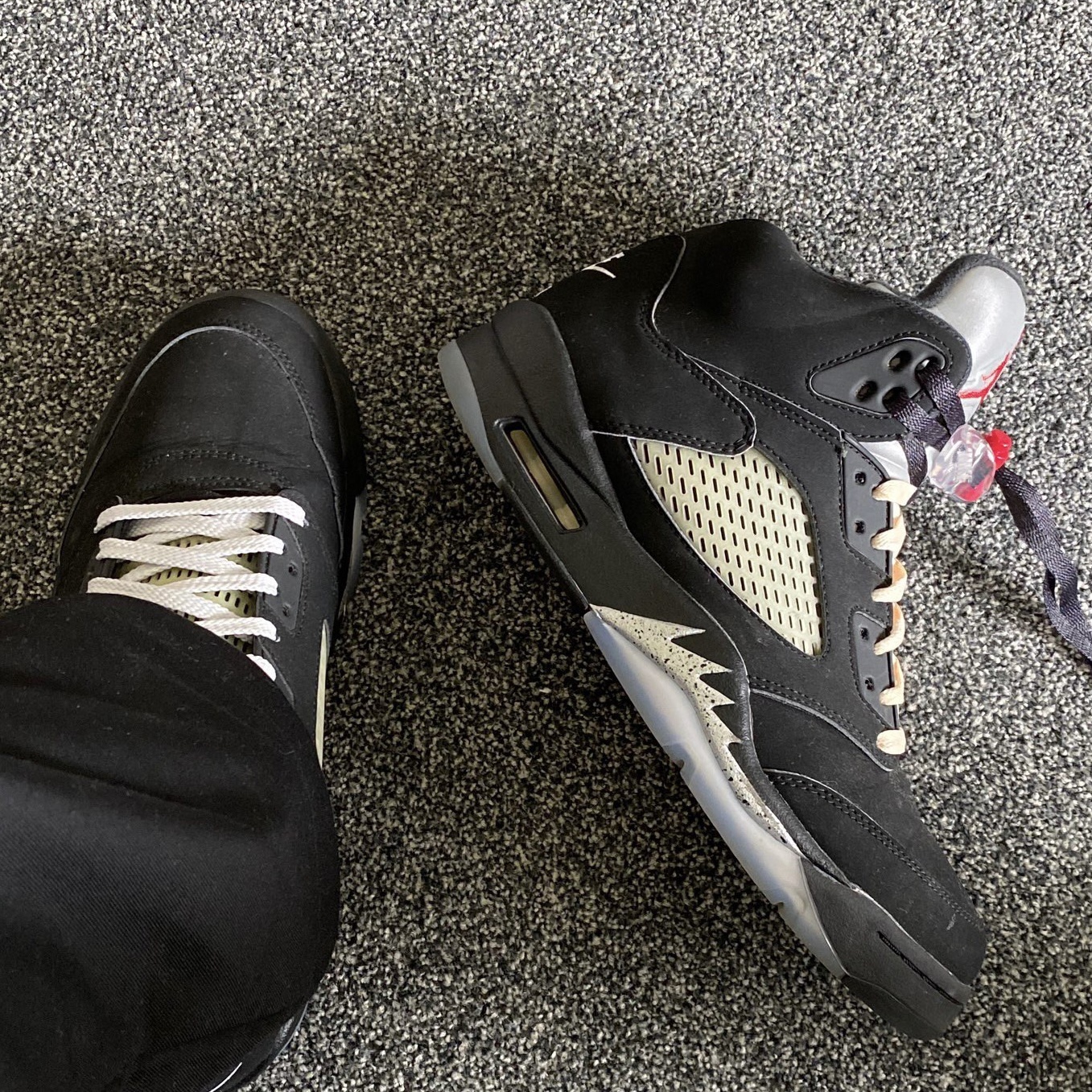 Pkgod Air Jordan 5 Retro Black Metallic (2016) 845035-003 review 1