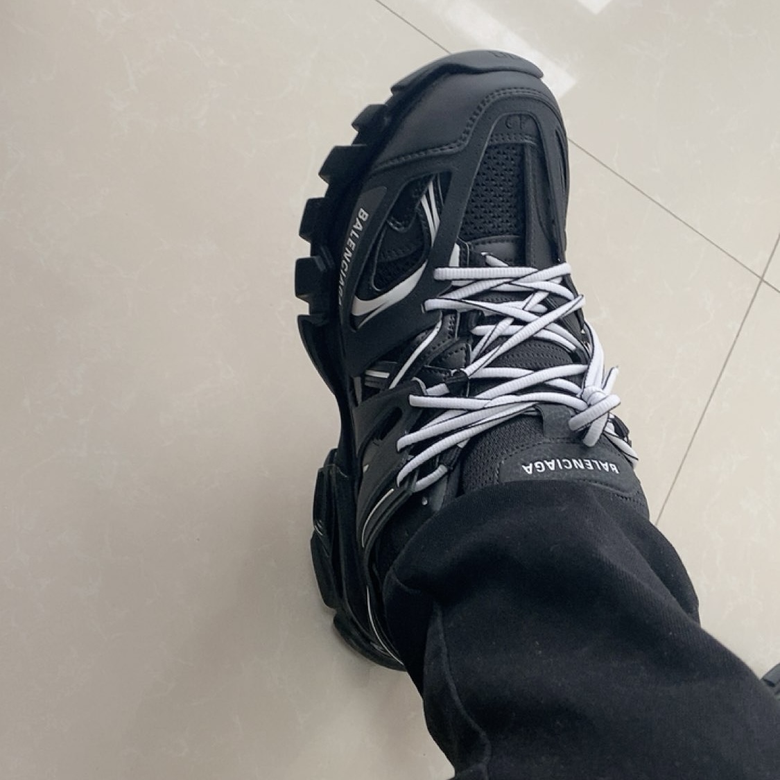Pkgod Balenciaga Track Tess Black And White(With Light) 542023 W1GB1 2045 review 0