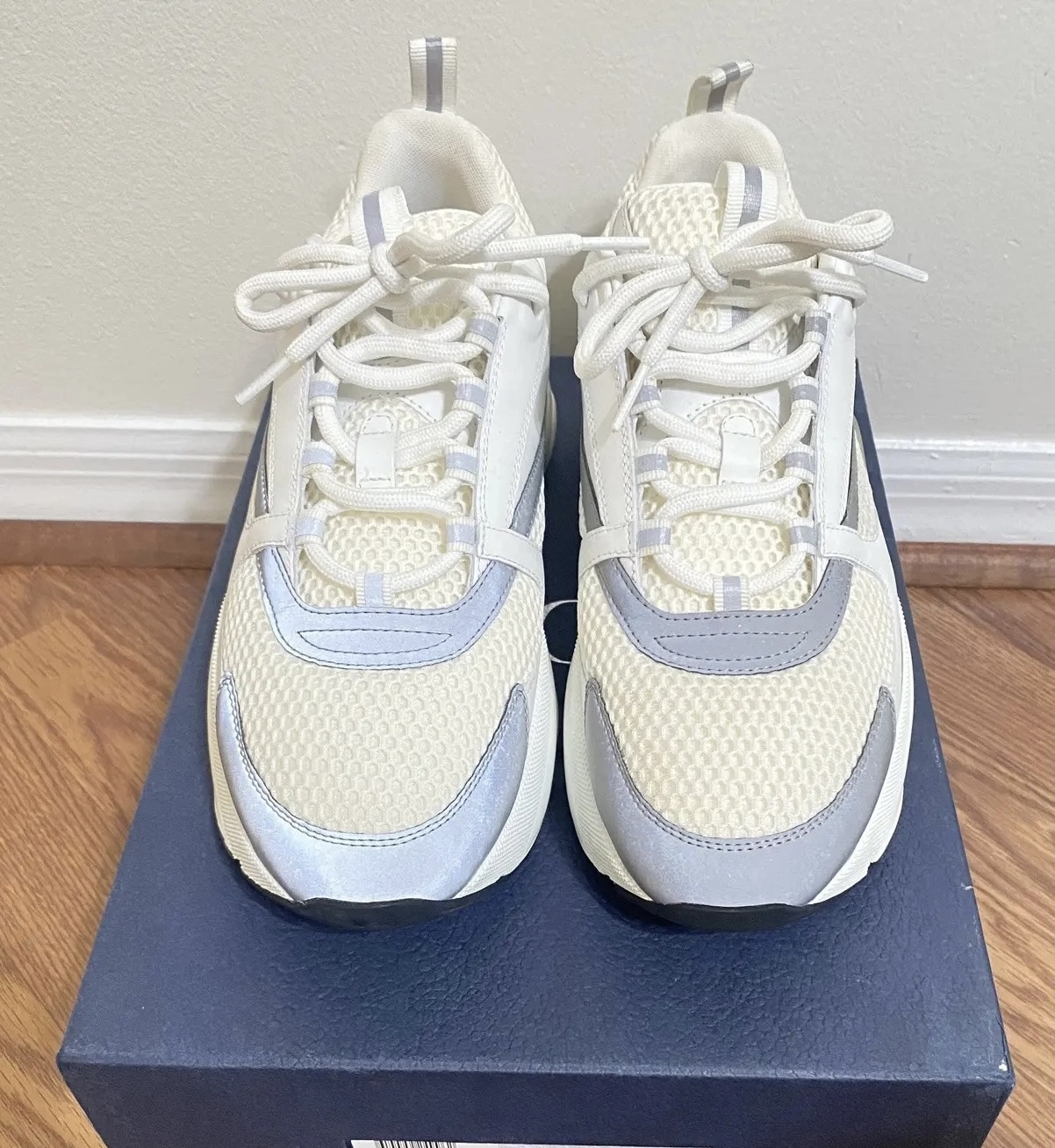    Dior B22 White Gray review 0