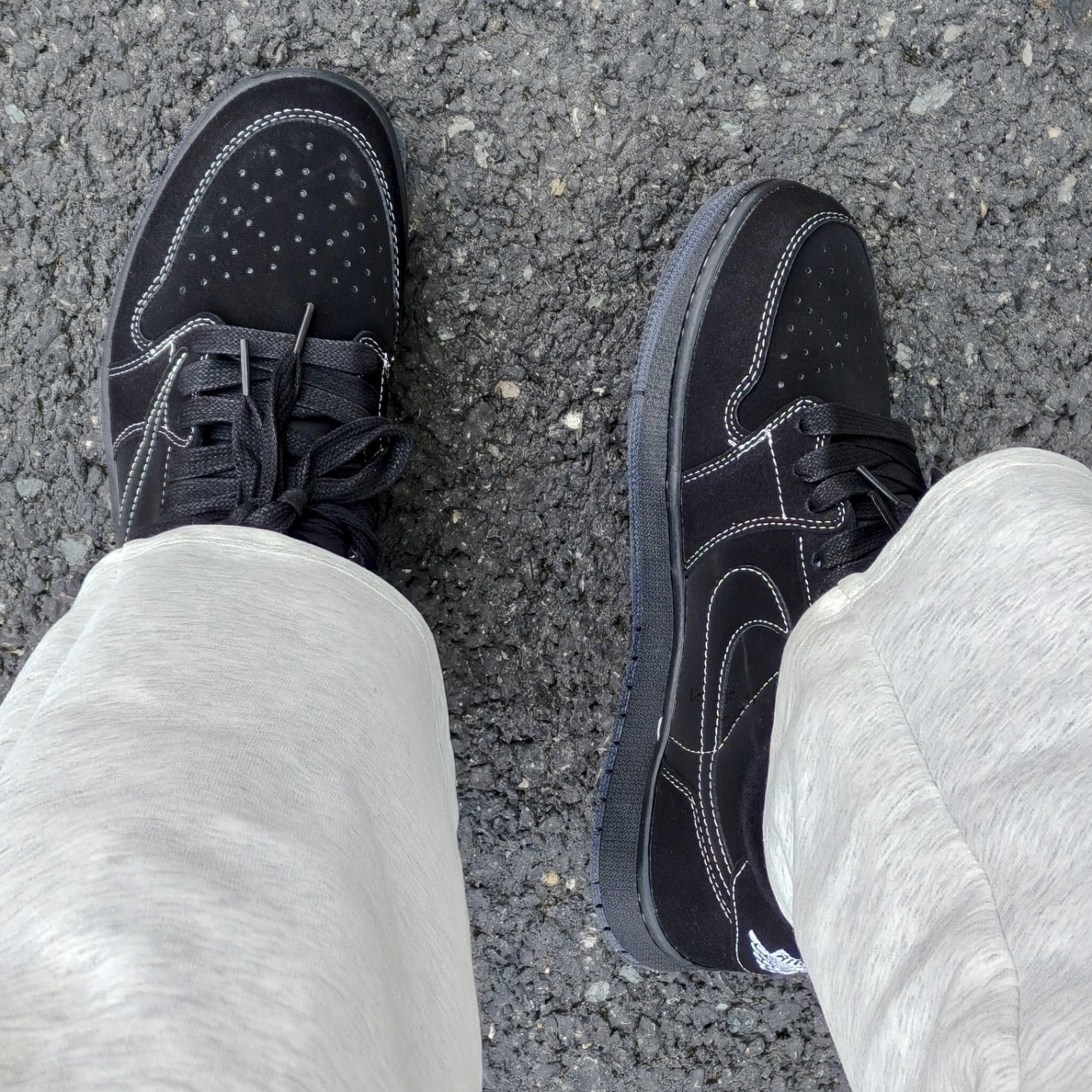    Air Jordan 1 Retro Low OG SP Travis Scott Black Phantom review 0