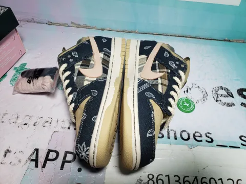 Best Pkgod Nike SB Dunk Low Travis Scott QC Pictures