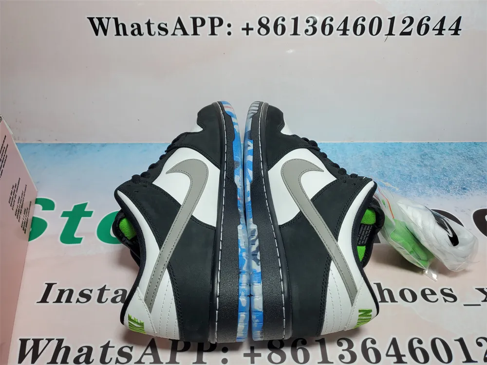 Best Nike SB Dunk Low Staple Panda Pigeon QC Pictures