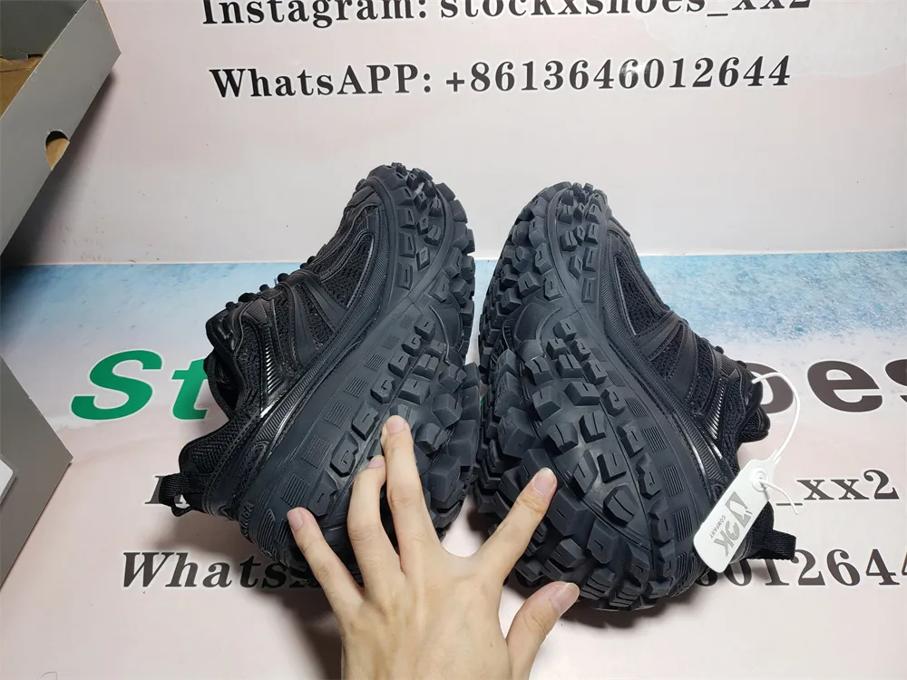 Best Pkgod Balenciaga Defender Black QC Pictures