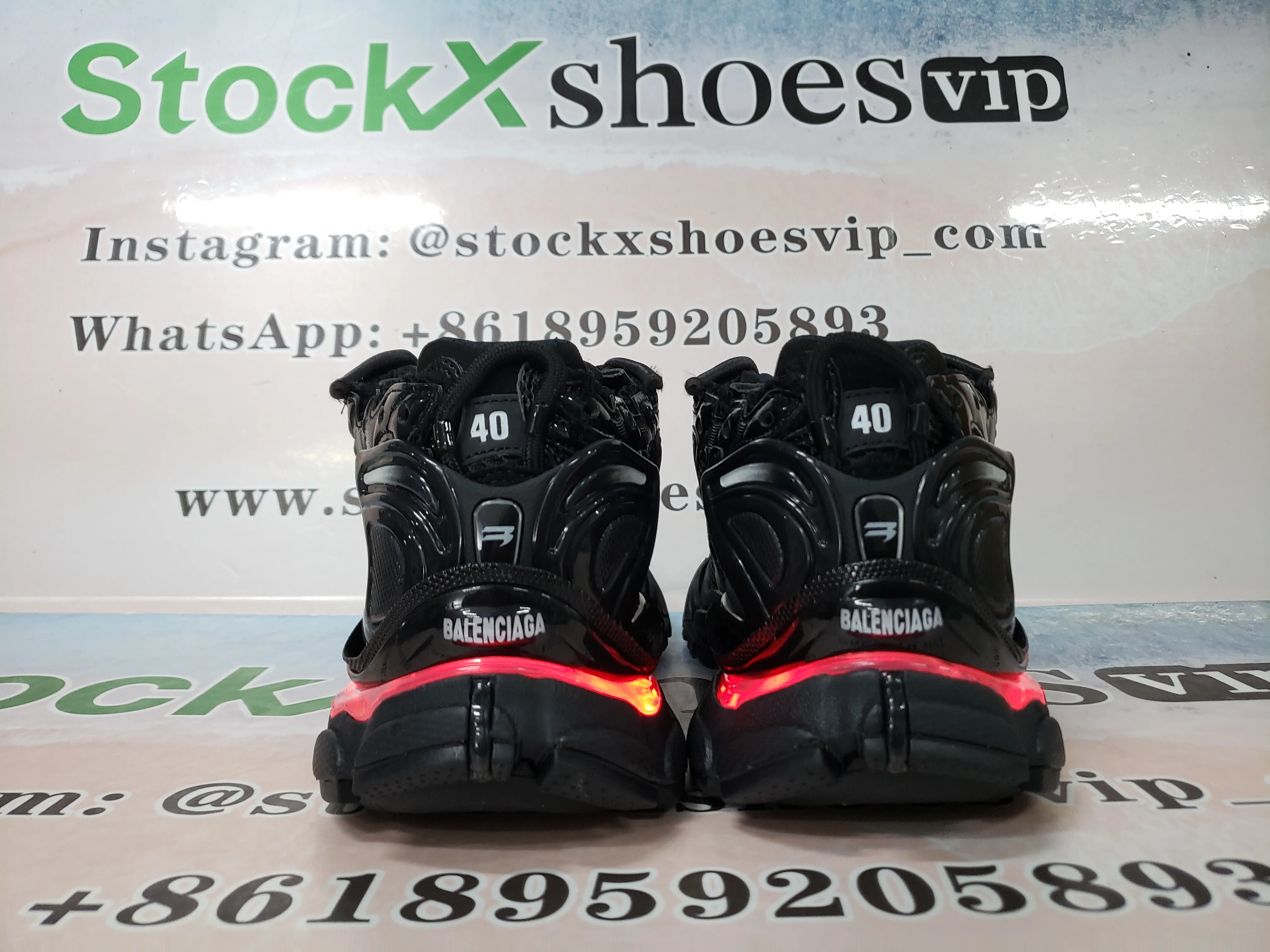 Balenciaga Runner LED Black QC LED Detail