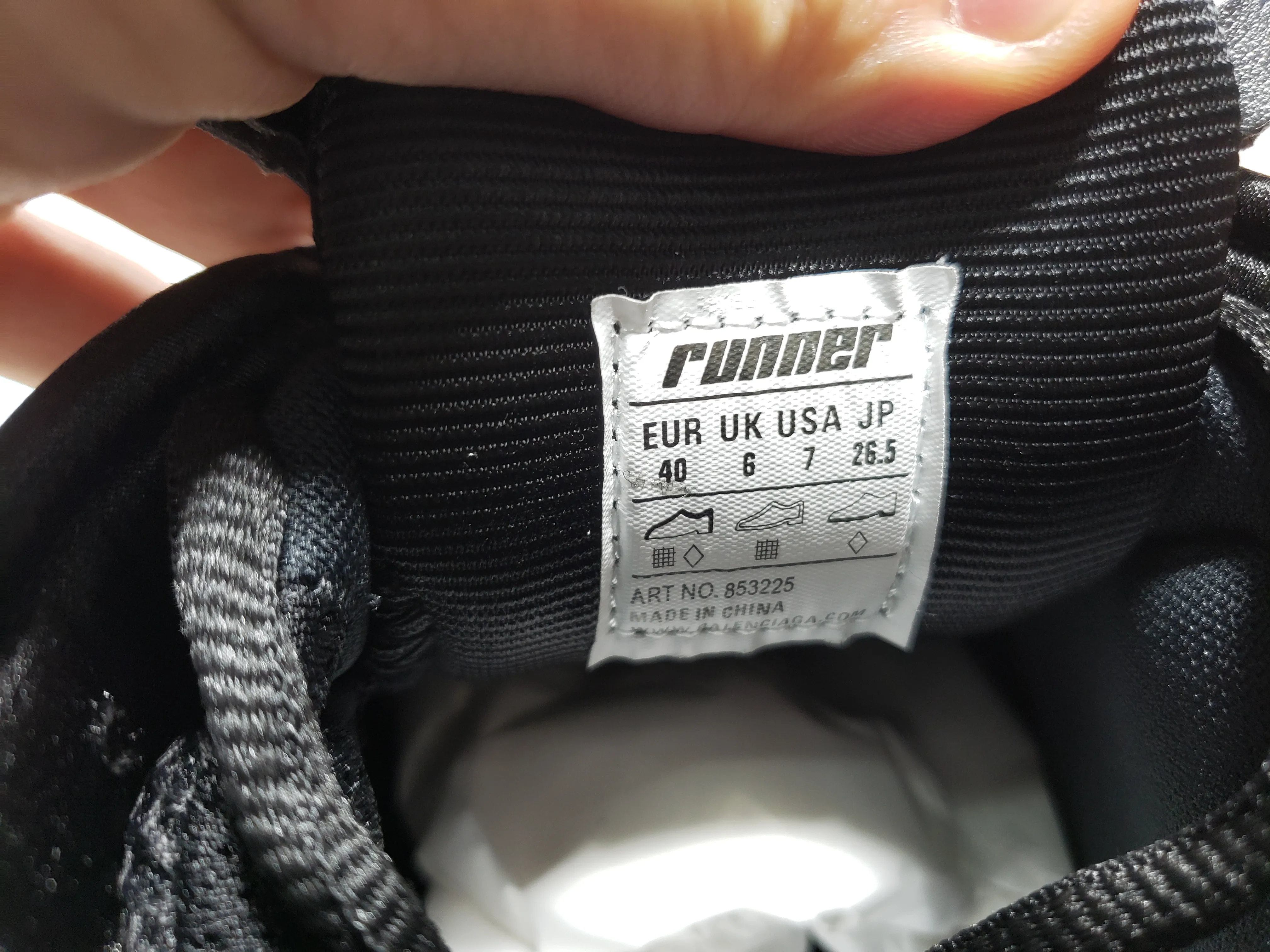 Balenciaga Runner LED Black QC Heel