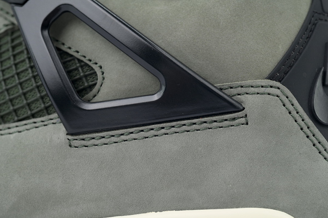  Undefeated x Air Jordan 4 Retro Green Black IB1519-200