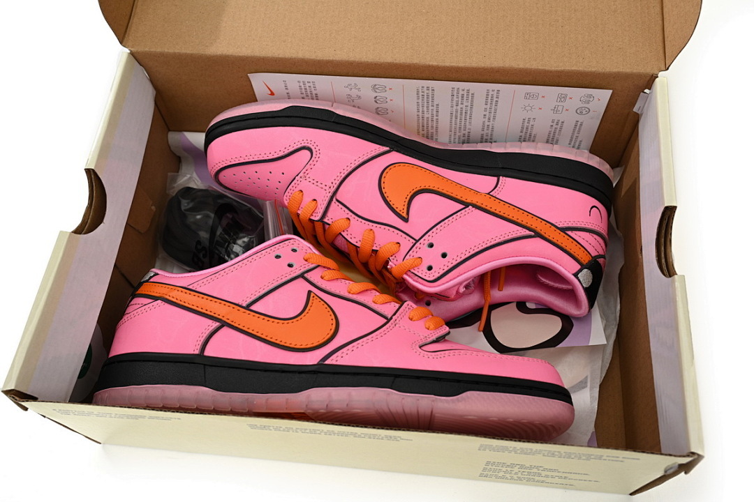  God Batch The Powerpuff Girls x Nike SB Dunk Low “Blossom” FD2631-600
