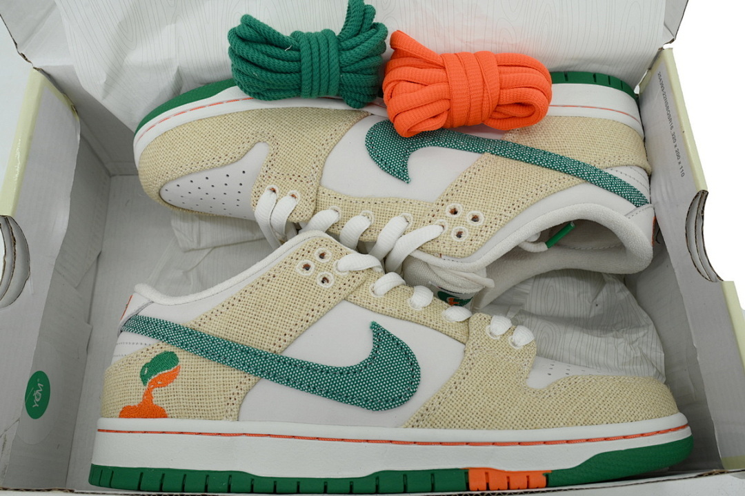 FC God Batch Nike SB Dunk Low Jarritos FD0860-001