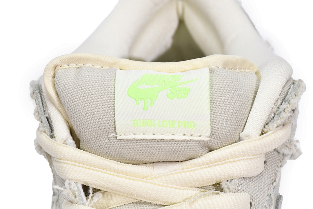  FC God Batch Nike SB Dunk Low Mummy DM0774-111