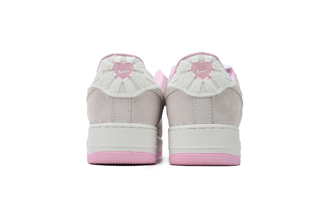 Nike Air Force 1 Low 'Valentine's Day 2025' HV5992-111