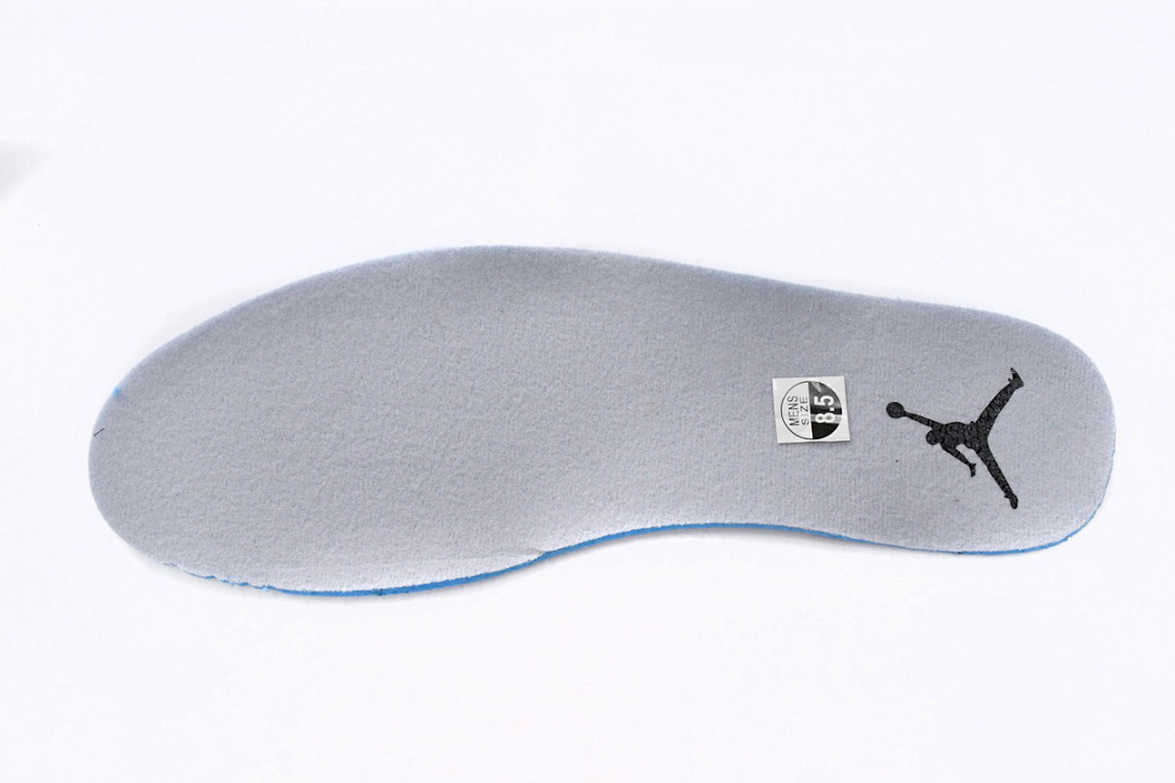 Air Jordan 1 Mid Light Smoke Grey