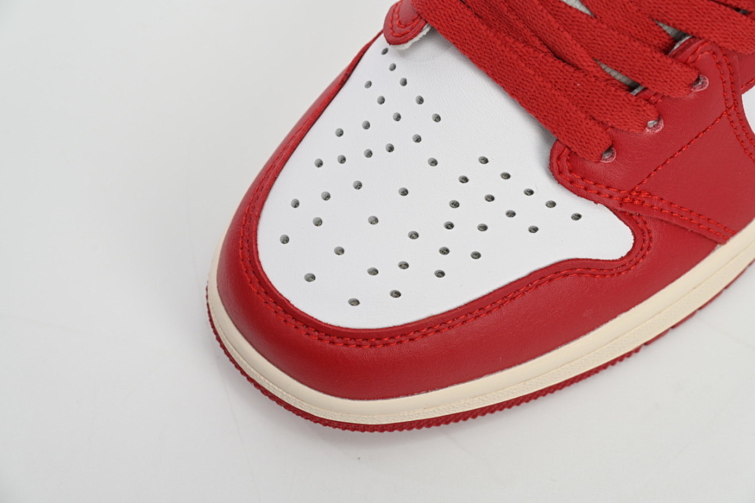 LJR Batch Air Jordan 1 High OG WMNS “Chenille”