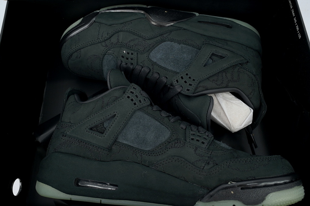 God Batch Air Jordan 4 Retro Kaws Black 930155-001