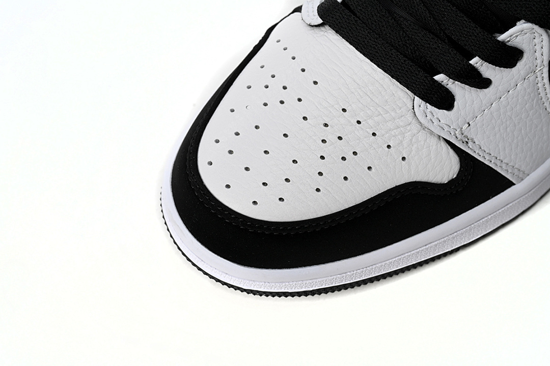 Air Jordan 1 Mid White Black 