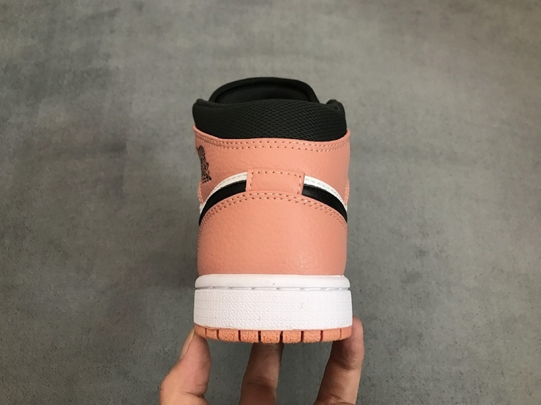 Air Jordan 1 Mid Pink Quartz (GS) 555112-603