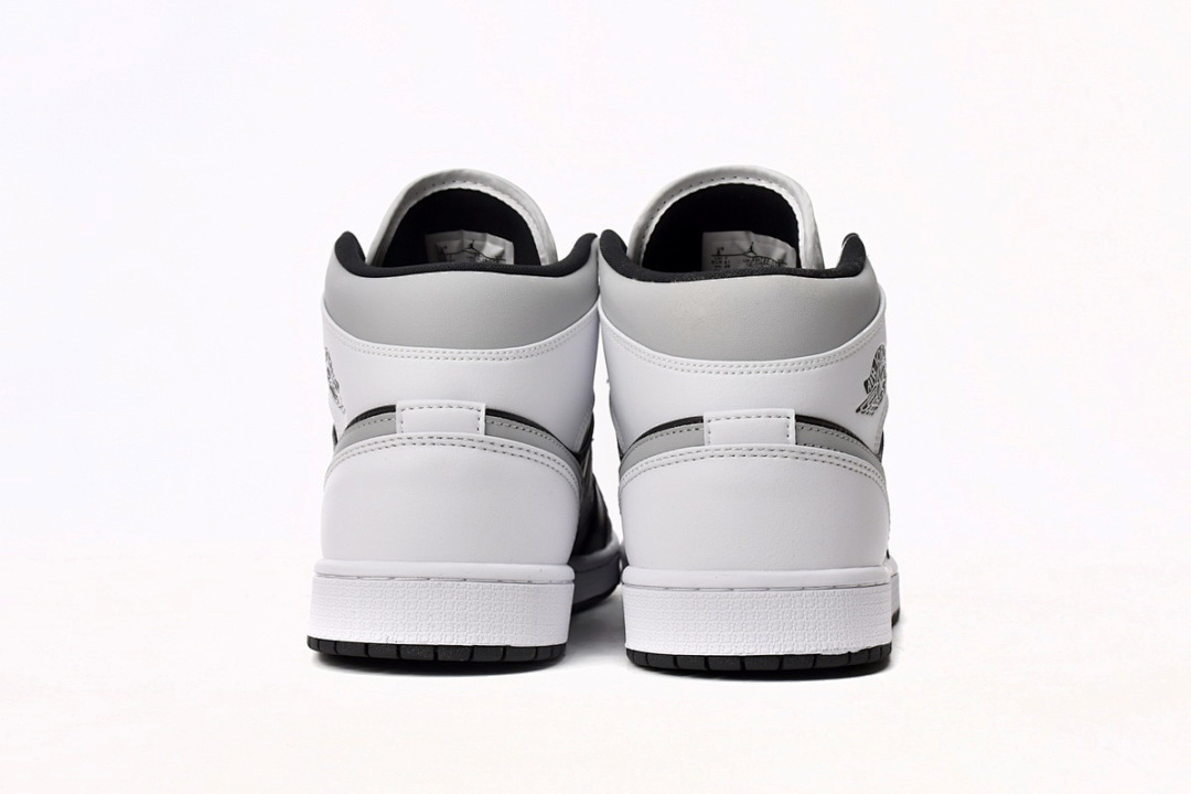 Air Jordan 1 Mid White Shadow 554724-073