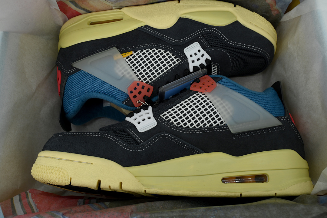  God Batch Air Jordan 4 Retro Union Off Noir DC9533-001