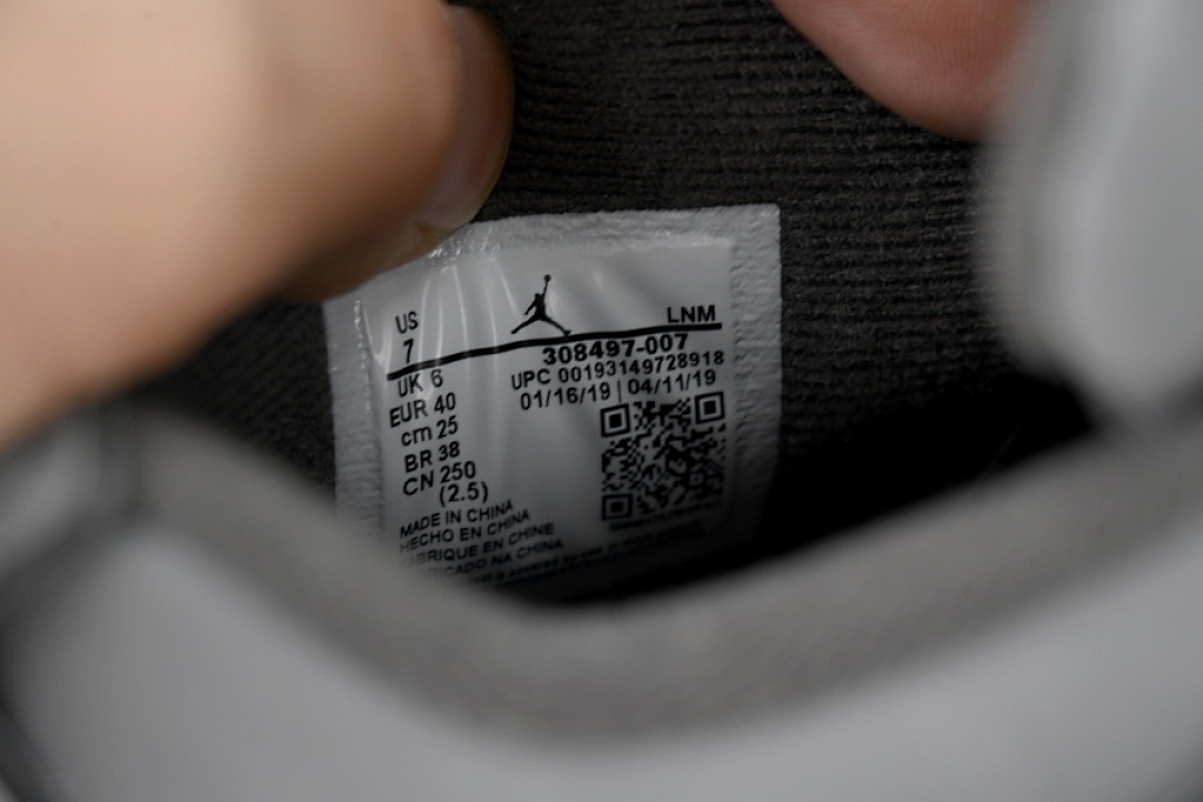 copy of God Batch Air Jordan 4 Retro Kaws Black 930155-001