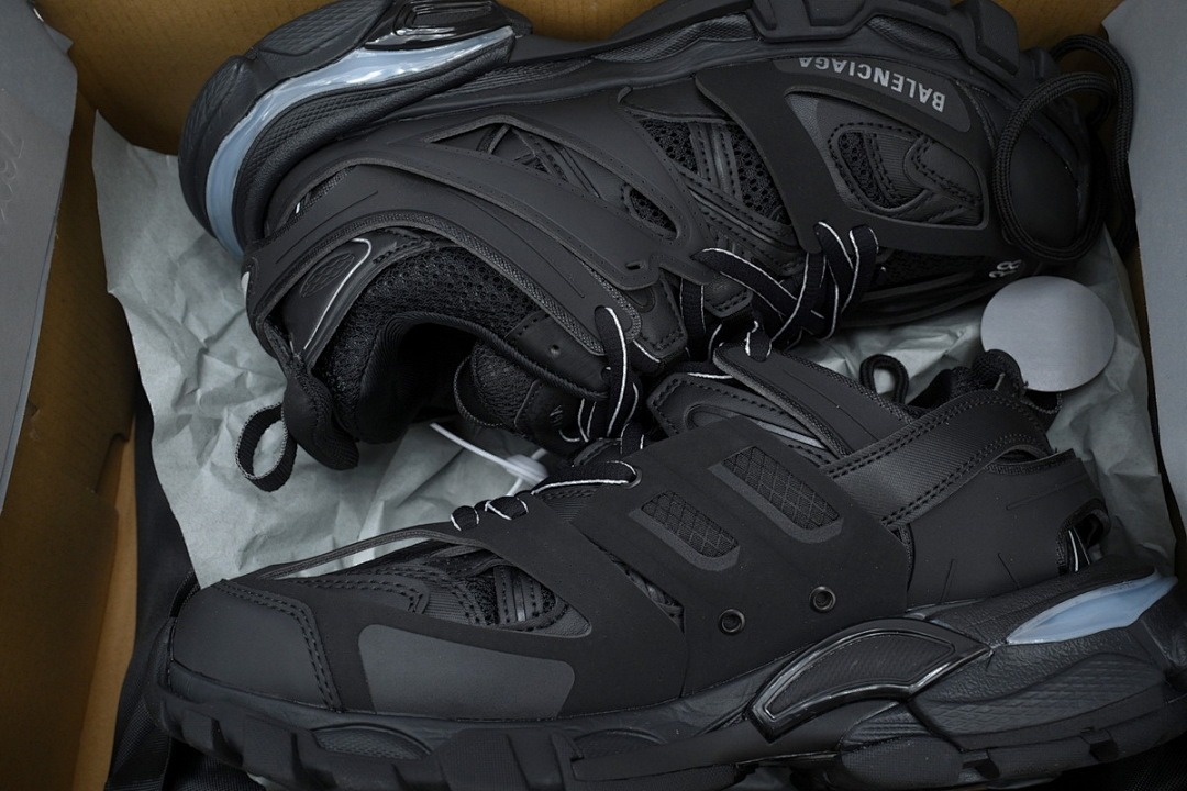  Balenciaga Track Sneaker Black (LED)