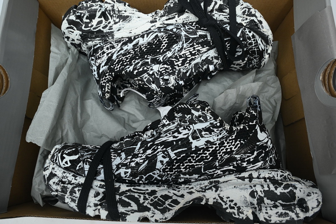  God Batch Balenciaga 3XL Luminous Black Graffiti 734731 W3XDC 0236
