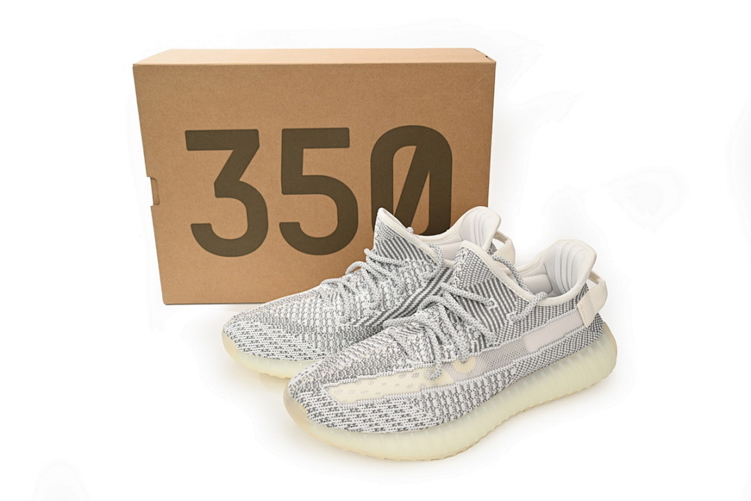  God  Batch adidas Yeezy Boost 350 V2  Static EF2905
