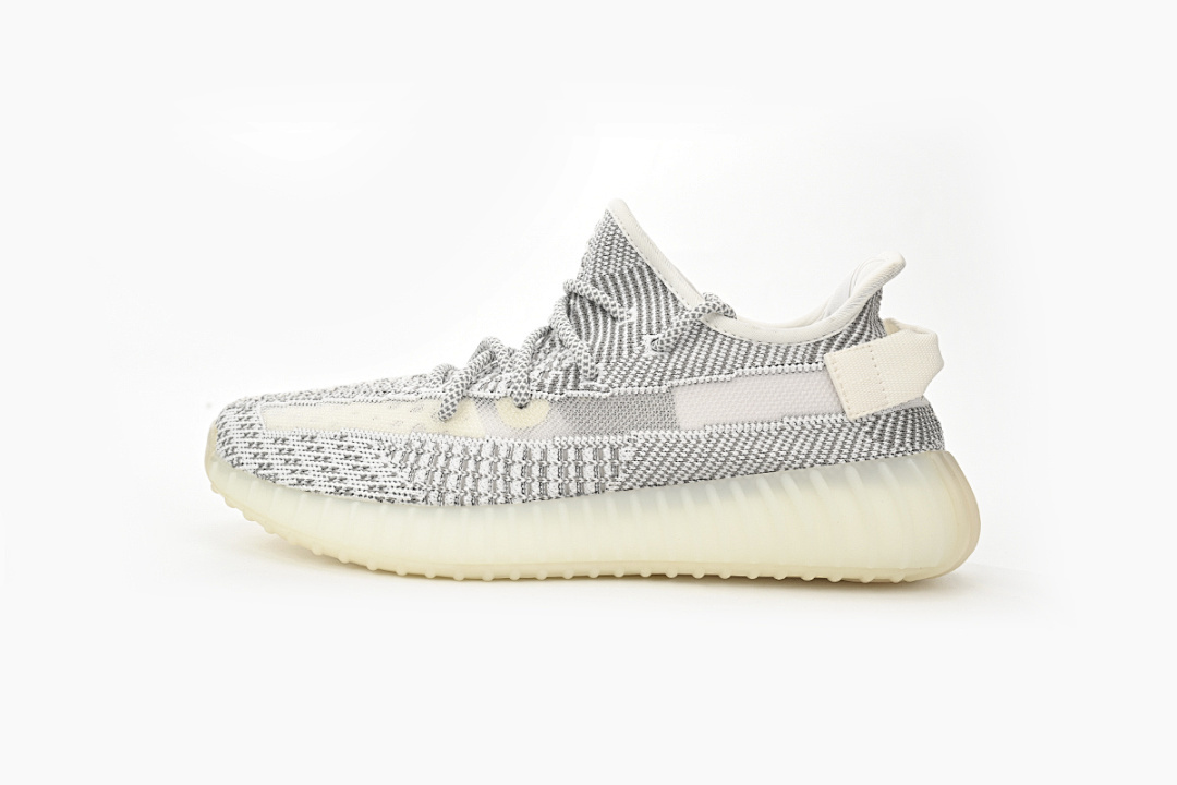  God  Batch adidas Yeezy Boost 350 V2  Static EF2905
