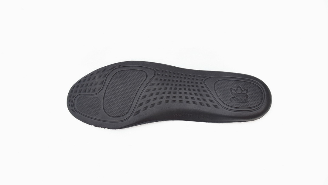  God Batch adidas Yeezy Boost 350 V2  Onyx HQ4540