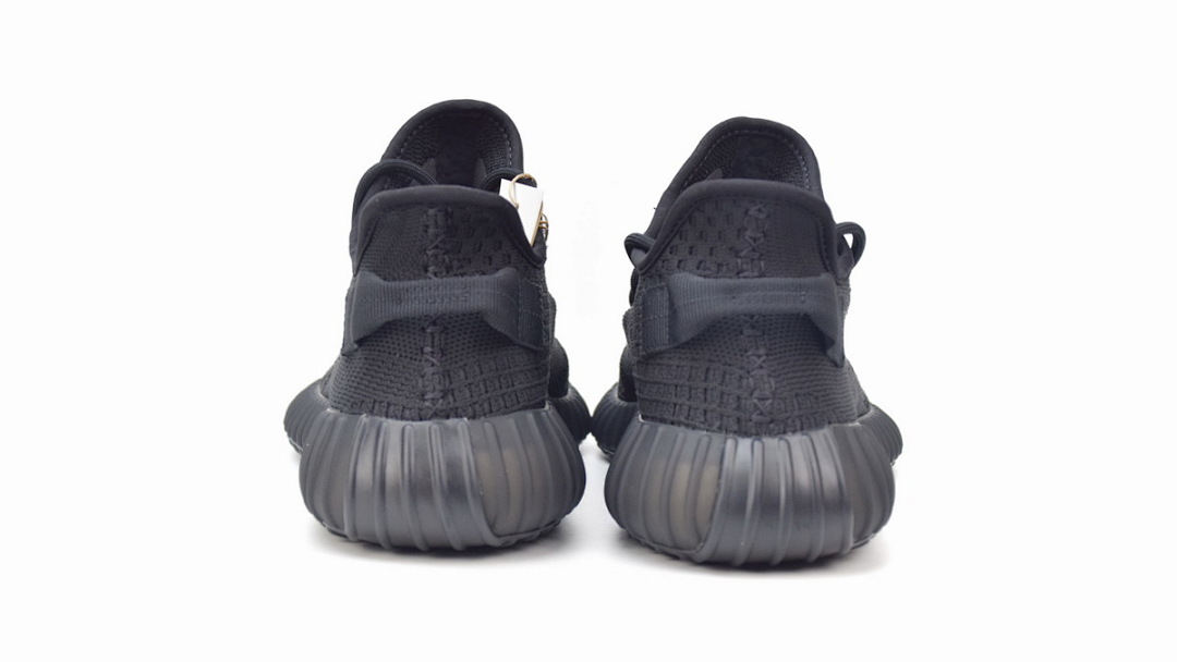  God Batch adidas Yeezy Boost 350 V2  Onyx HQ4540