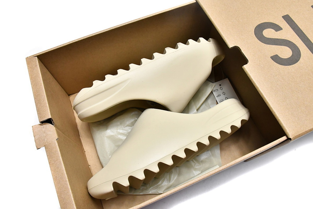 God  Batch adidas Yeezy Slide BONE FW6345 