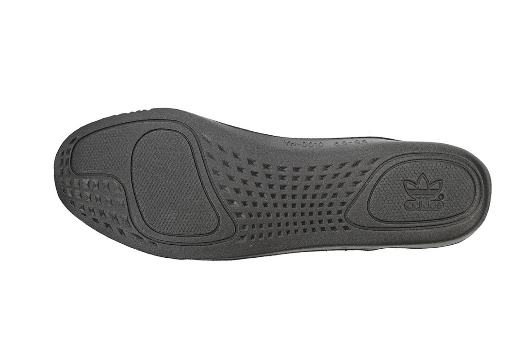   God Batch adidas Yeezy Boost 350 V2 " Bred CP9652