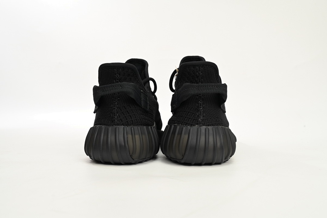 LJR  Batch adidas Yeezy Boost 350 V2  Onyx HQ4540