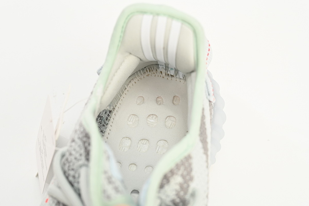 LJR Batch adidas Yeezy Boost 350 V2 "Blue Tint” B37571