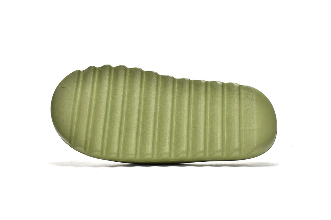   God  Batch  adidas Yeezy Slide Resin FZ5904