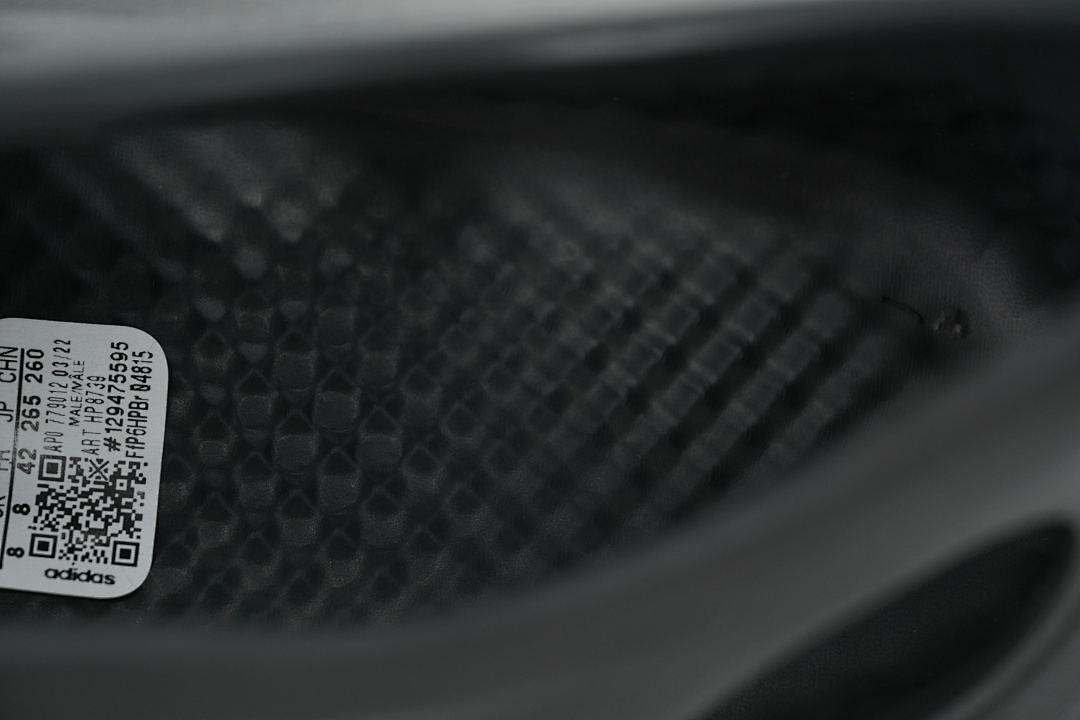 God  Batch  adidas originals Yeezy Foam Runner Onyx HP8739