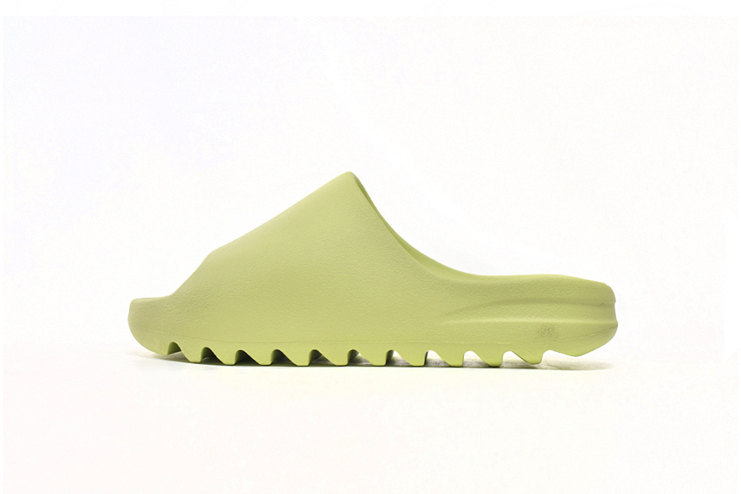  God  Batch  adidas Yeezy Slide Glow Green HQ6447
