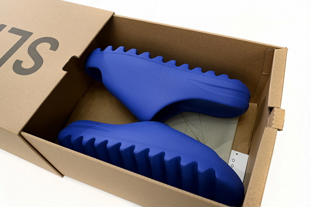 God  Batch adidas Yeezy Slide Blue ID4133 