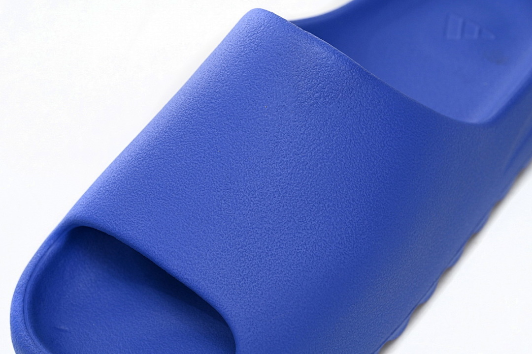 God  Batch adidas Yeezy Slide Blue ID4133 