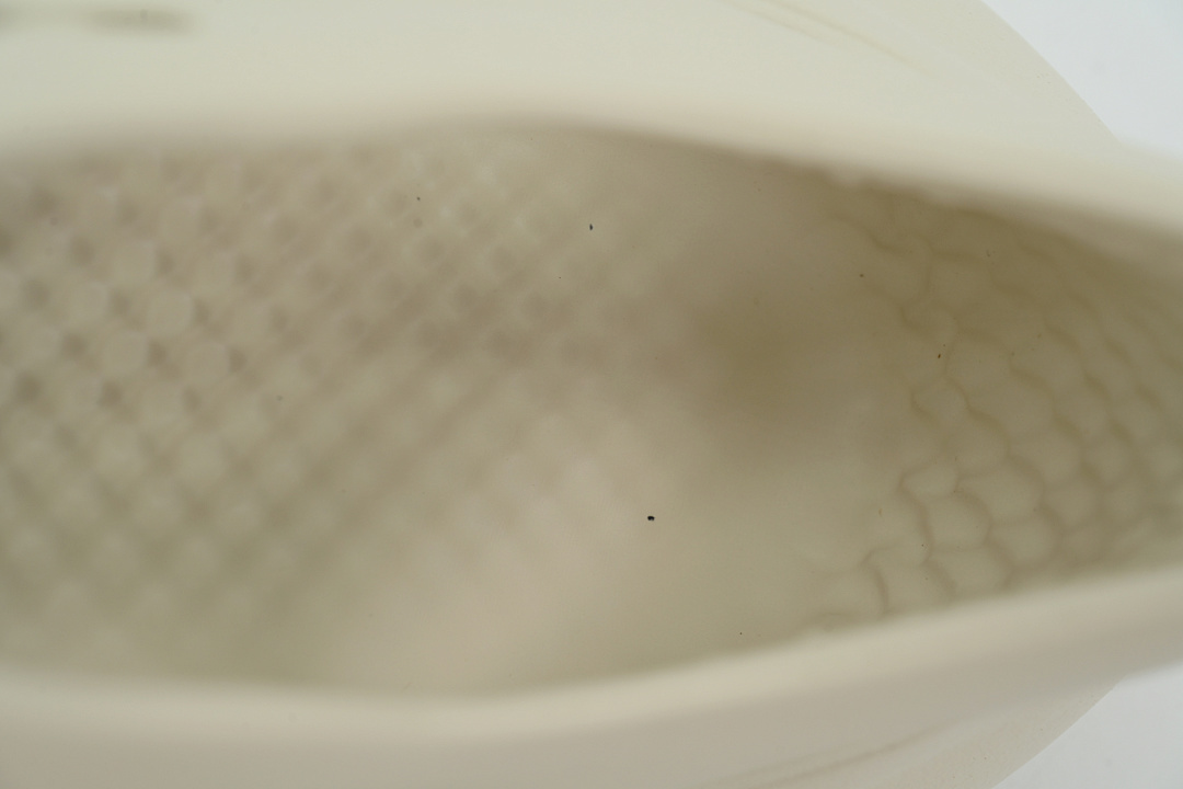  God  Batch  adidas Yeezy Foam Runner Sand   FY4567