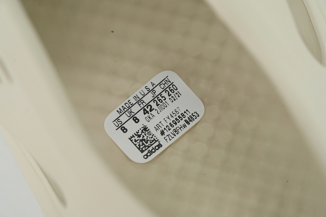  God  Batch  adidas Yeezy Foam Runner Sand   FY4567