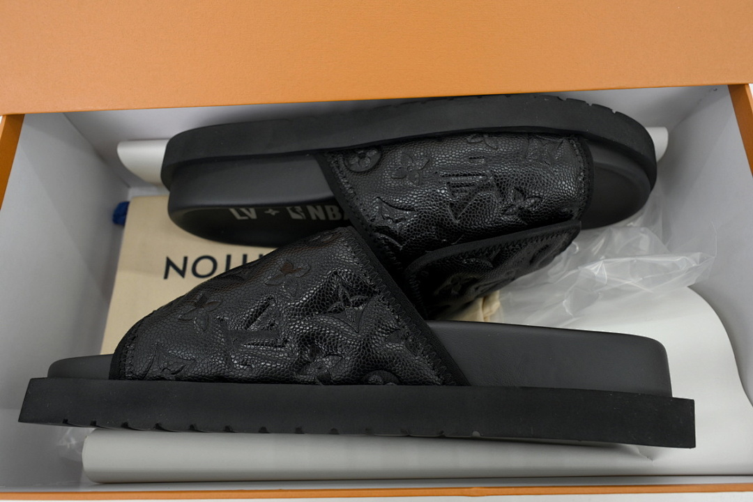 God  Batch  LOUIS VUITTON Miami