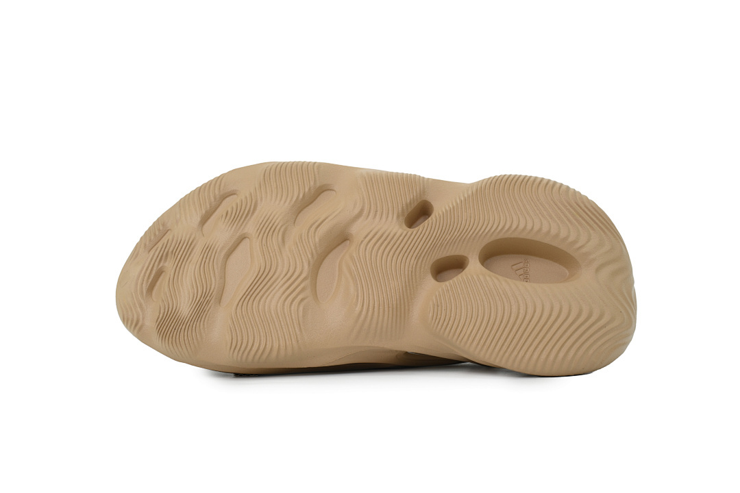 God  Batch adidas Yeezy Foam Runner Ochre GW3354